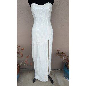 💜✨Perfectly Imperfect – White Sequin Gown with Custom Grommet Back